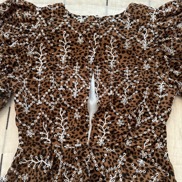 Free The Roses Embroidery Blouse size S - Picture 5 of 5